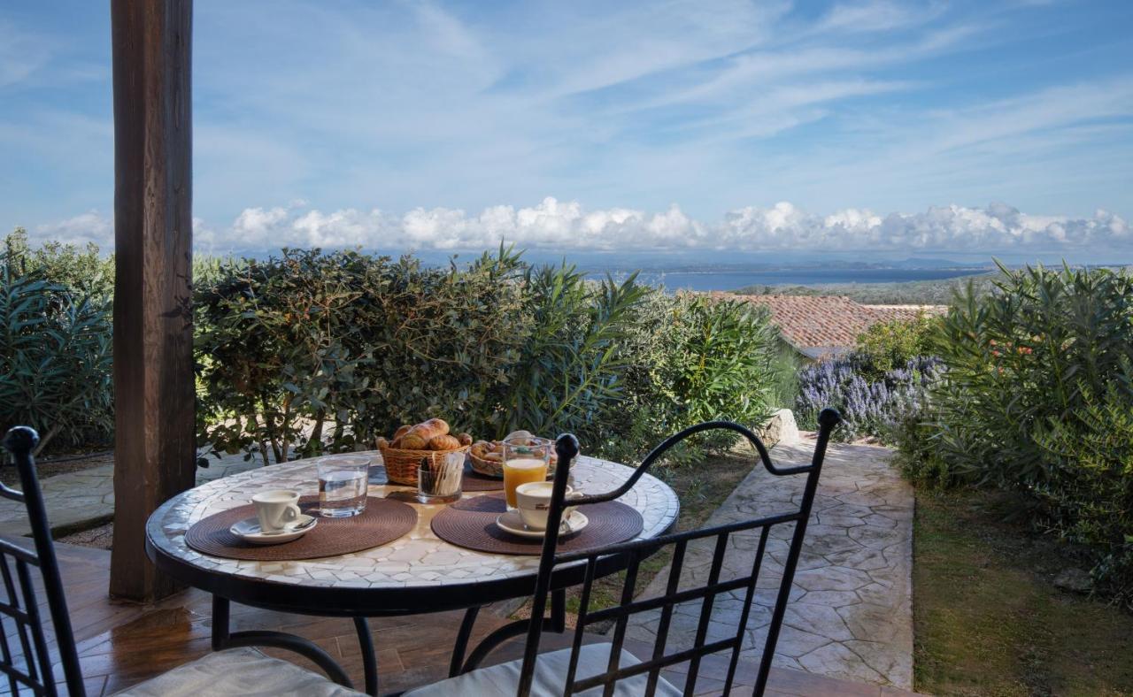 Punta Falcone Resort Santa Teresa Gallura Eksteriør billede