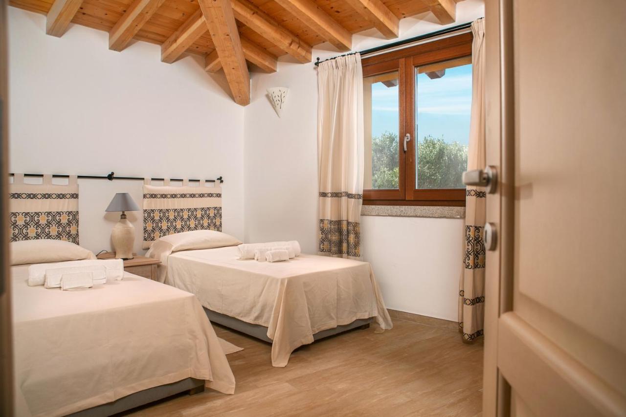 Punta Falcone Resort Santa Teresa Gallura Eksteriør billede