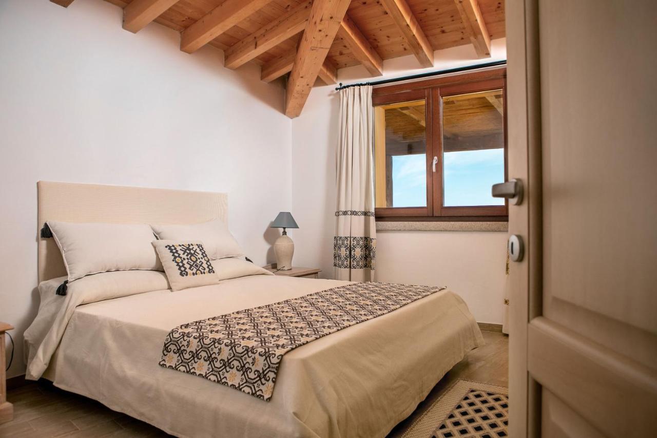 Punta Falcone Resort Santa Teresa Gallura Eksteriør billede