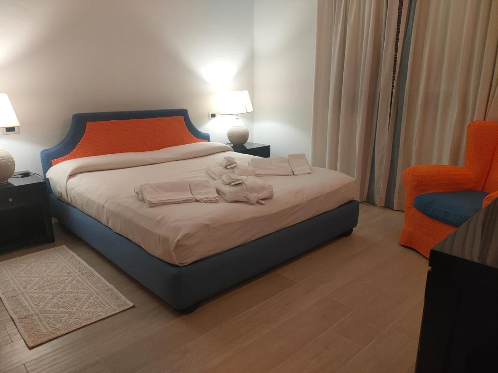 Punta Falcone Resort Santa Teresa Gallura Eksteriør billede