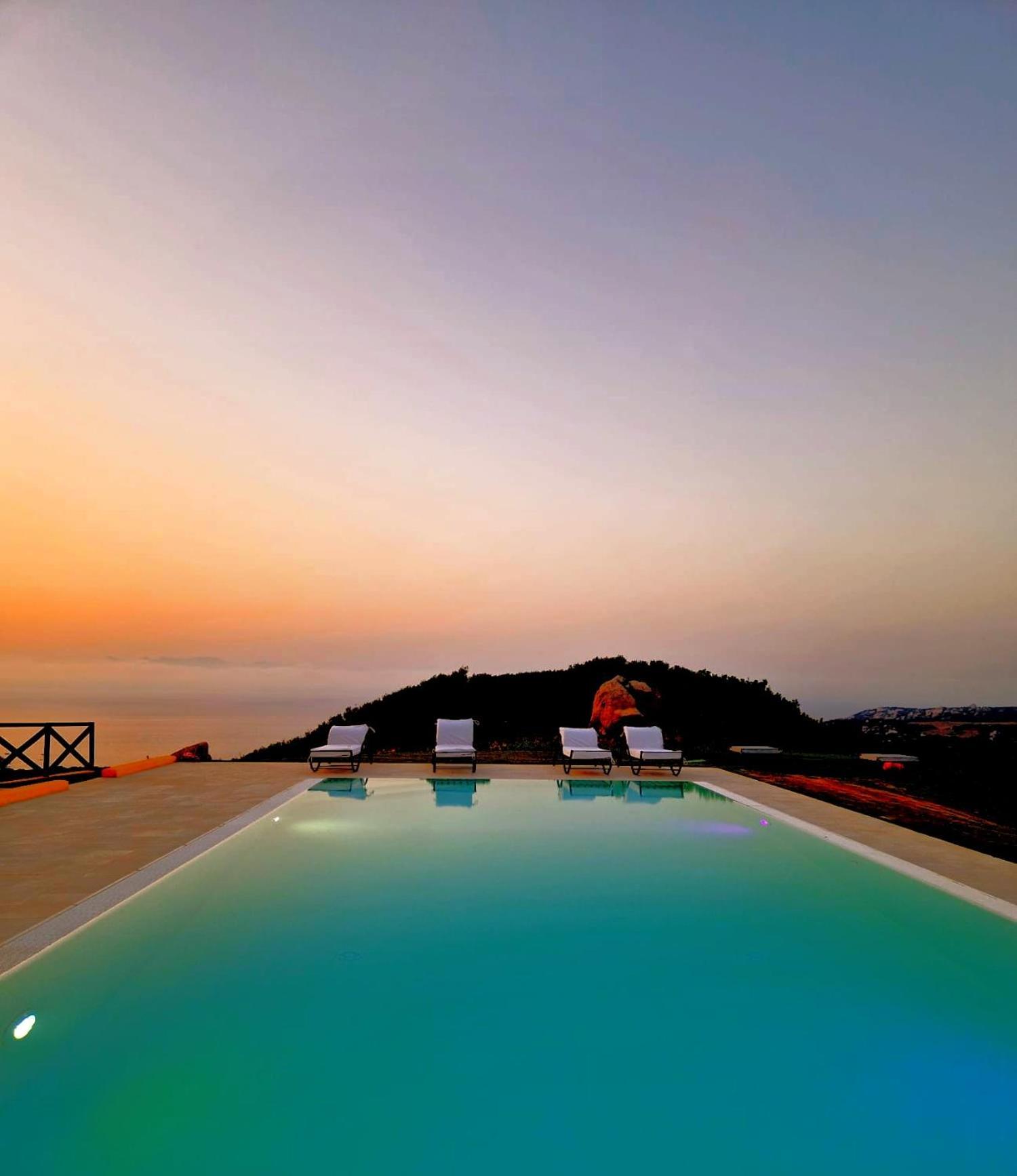 Punta Falcone Resort Santa Teresa Gallura Eksteriør billede