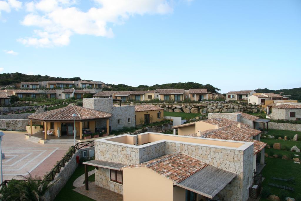 Punta Falcone Resort Santa Teresa Gallura Eksteriør billede