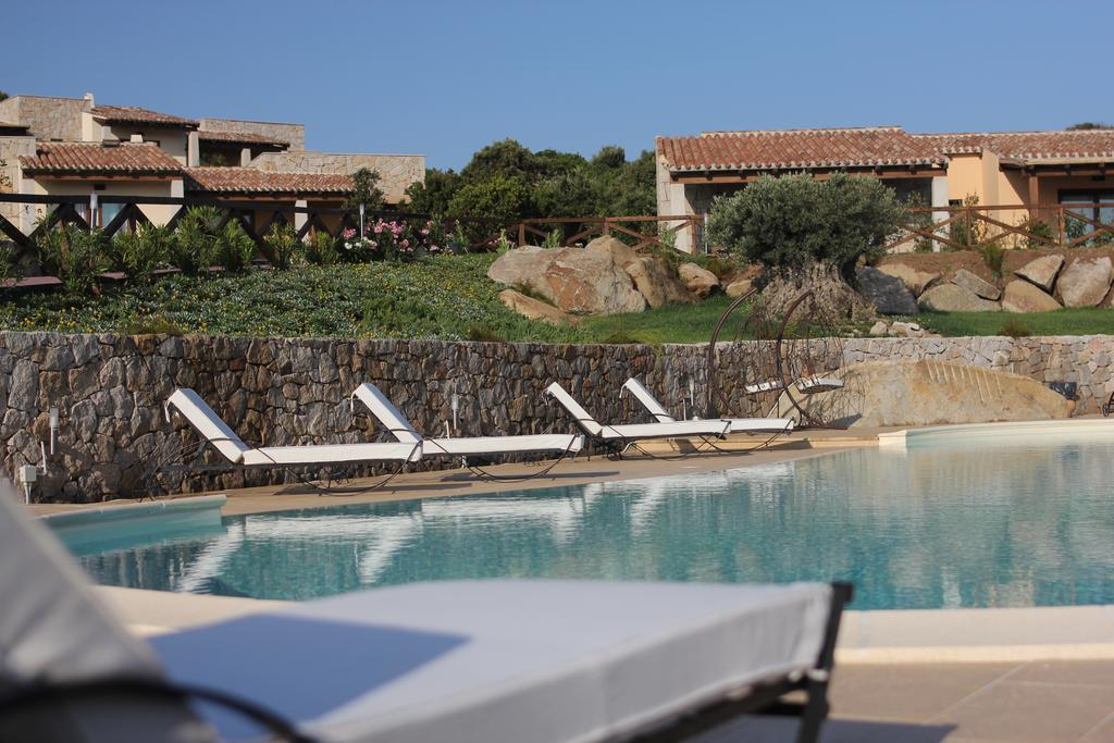 Punta Falcone Resort Santa Teresa Gallura Eksteriør billede